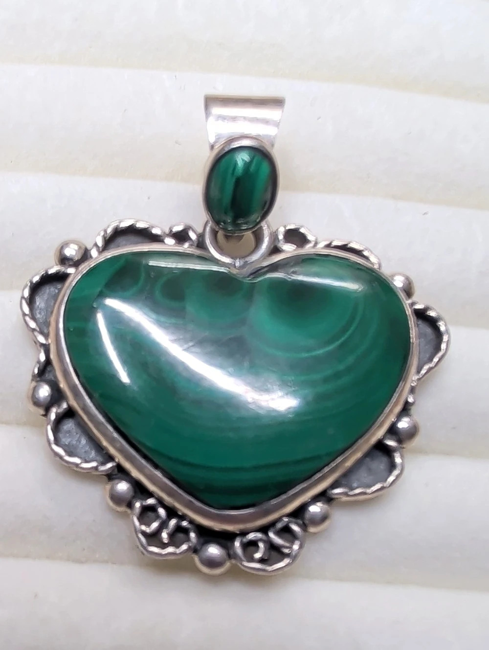 Heart Malachite Pendant Green & Silver